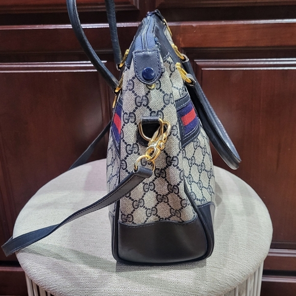 Beautiful Gucci Supreme Web Ophidia Large 2 Way Satchel .. Authentic..w/COA.. - Picture 4 of 16